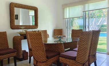 Casa en venta en Yautepec Morelos, en conjunto con alberca.