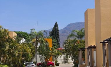 Casa en venta en Yautepec Morelos, en conjunto con alberca.