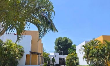 Casa en venta en Yautepec Morelos, en conjunto con alberca.