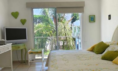 Casa en venta en Yautepec Morelos, en conjunto con alberca.