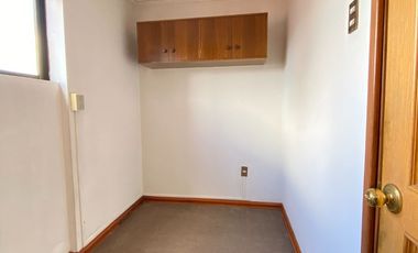 Venta amplio departamento