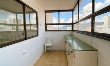 Venta amplio departamento