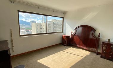 Venta amplio departamento