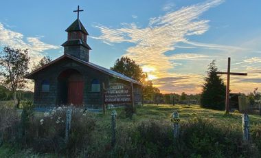 Naturaleza, comodidad y comunidad a solo 15 minutos de Puerto Varas, únicamente 5 lotes disponibles