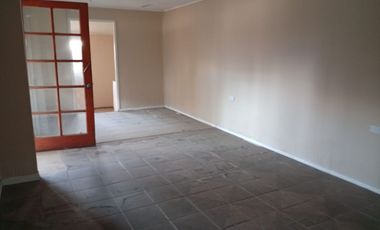 VENTA 5 DORMITORIOS 2 BAÑOS, LOS SAUCES