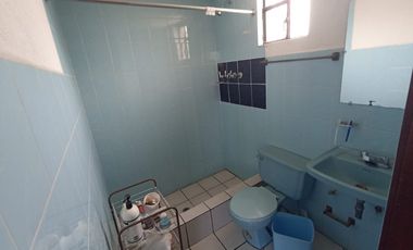 Vendo un Terreno con Casa en Pifo