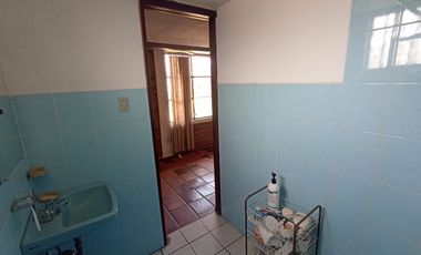 Vendo un Terreno con Casa en Pifo