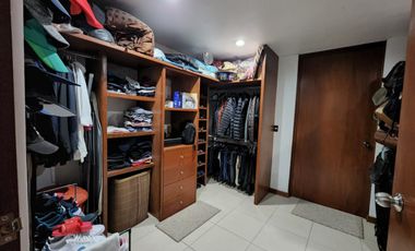 Casa en Venta en San Miguel Zinacantepec de tres niveles y cuatro recamaras