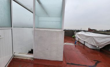 Casa en Venta en San Miguel Zinacantepec de tres niveles y cuatro recamaras