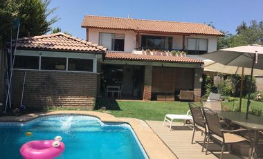 Arriendo linda casa, Amigos de Peñalolen, Consistorial