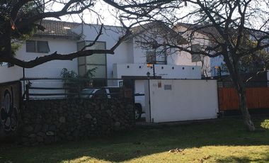 Arriendo linda casa, Amigos de Peñalolen, Consistorial