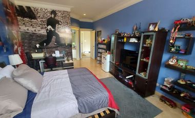 Samborondon, Renta de Linda Casa 4 Dorm. con Piscina Amoblada