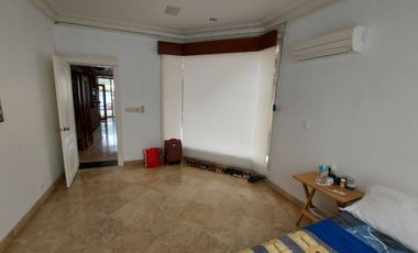 Samborondon, Renta de Linda Casa 4 Dorm. con Piscina Amoblada