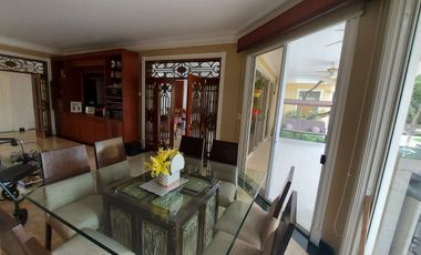 Samborondon, Renta de Linda Casa 4 Dorm. con Piscina Amoblada