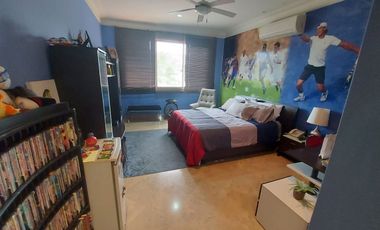 Samborondon, Renta de Linda Casa 4 Dorm. con Piscina Amoblada