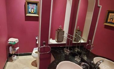 Samborondon, Renta de Linda Casa 4 Dorm. con Piscina Amoblada