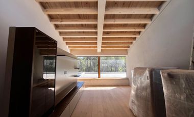 CASA EN VENTA EN VALLE DE BRAVO A 7 MINUTOS DEL CENTRO DE AVANDARO