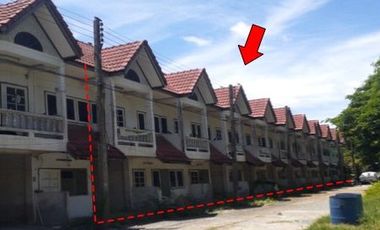 ทรัพย์ บสส. รหัส 8Z4697 ทาวน์เฮ้าส์  พระนครศรีอยุธยา