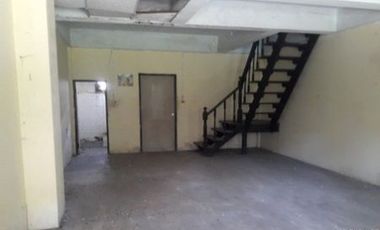 ทรัพย์ บสส. รหัส 8Z4697 ทาวน์เฮ้าส์  พระนครศรีอยุธยา