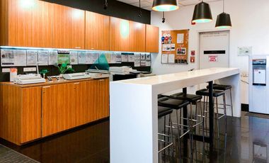 Book open plan office space for businesses of all sizes in Regus Enterprise Makati
