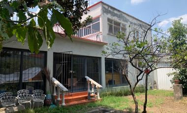 Casa en venta en Tlalpan para remodelar o como terreno
