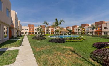 Casa en Venta en condominio con alberca al sur de Cuernavaca en Emiliano Zapata Morelos