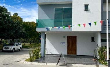 Casa nueva venta, en Fraccionamiento La Rua
