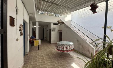 OPORTUNIDA DE NEGOCIO AMPLIA CASA EN VENTA – AV.  GRAU DE PIURA