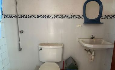 OPORTUNIDA DE NEGOCIO AMPLIA CASA EN VENTA – AV.  GRAU DE PIURA