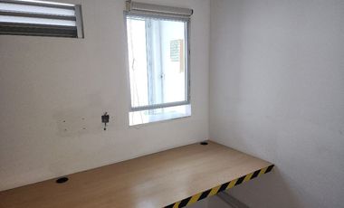 LOCAL / OFICINAS (Coorporativas, administrativas, comerciales, educativas, consultorios, etc.) / Edificio /---  COMERCIALES EN RENTA EN BERNARDO QUINT