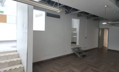 LOCAL / OFICINAS (Coorporativas, administrativas, comerciales, educativas, consultorios, etc.) / Edificio /---  COMERCIALES EN RENTA EN BERNARDO QUINT