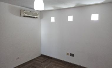 LOCAL / OFICINAS (Coorporativas, administrativas, comerciales, educativas, consultorios, etc.) / Edificio /---  COMERCIALES EN RENTA EN BERNARDO QUINT