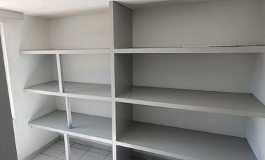 LOCAL / OFICINAS (Coorporativas, administrativas, comerciales, educativas, consultorios, etc.) / Edificio /---  COMERCIALES EN RENTA EN BERNARDO QUINT