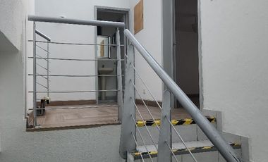 LOCAL / OFICINAS (Coorporativas, administrativas, comerciales, educativas, consultorios, etc.) / Edificio /---  COMERCIALES EN RENTA EN BERNARDO QUINT
