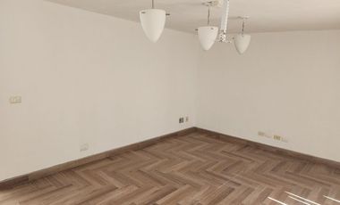 LOCAL / OFICINAS (Coorporativas, administrativas, comerciales, educativas, consultorios, etc.) / Edificio /---  COMERCIALES EN RENTA EN BERNARDO QUINT