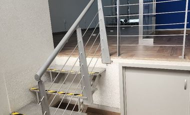 LOCAL / OFICINAS (Coorporativas, administrativas, comerciales, educativas, consultorios, etc.) / Edificio /---  COMERCIALES EN RENTA EN BERNARDO QUINT