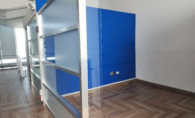 LOCAL / OFICINAS (Coorporativas, administrativas, comerciales, educativas, consultorios, etc.) / Edificio /---  COMERCIALES EN RENTA EN BERNARDO QUINT