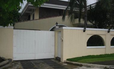2 storey Well Maintained Big House for Sale located in Greenmeadows Subdivision, Ugong Norte, Quezon City