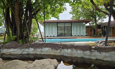 บ้านเดี่ยวสุดหรูแบบ Fully Furnished พร้อมโกดังสินค้าและที่ดินขนาด 12 ไร่  หน้ากว้าง 100 เมตร  ติดถนนเลี่ยงเมือง  จังหวัดราชบุรี เดินทางสะดวกมาก ใกล้ตั