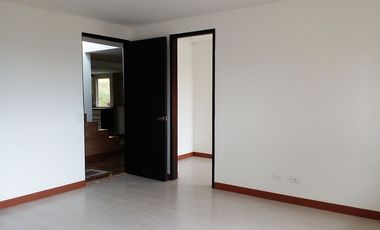 PR16946 Venta y renta de casa en el sector Alto del Escobero
