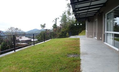 PR16946 Venta y renta de casa en el sector Alto del Escobero