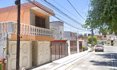 Casa En Venta En Valle Dorado