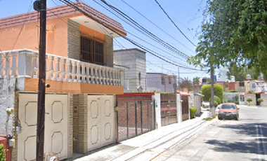 Casa En Venta En Valle Dorado