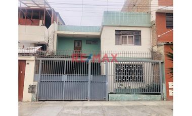 ID: 1067870 Vendo Casa Como Terreno 160M2 - San Juan De Miraflores