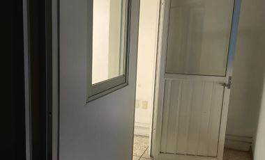 ¡ CONSULTORIOS/OFICINAS EN RENTA CON EXCELENTE UBICACIÓN !