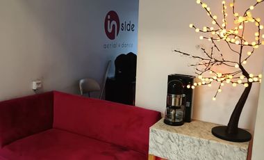 ¡ CONSULTORIOS/OFICINAS EN RENTA CON EXCELENTE UBICACIÓN !