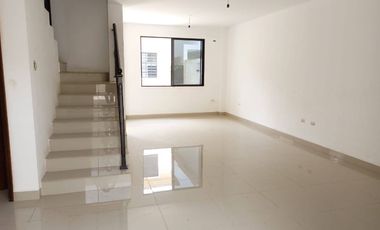 Casa de venta en condado de 5 dormitorios Guayaquil Ecuador