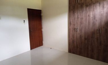 Casa de venta en condado de 5 dormitorios Guayaquil Ecuador