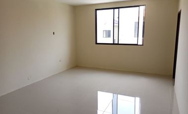 Casa de venta en condado de 5 dormitorios Guayaquil Ecuador