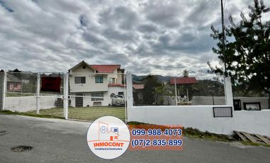 HERMOSA CASA CON AREA VERDE Y AMOBLADA EN RENTA, Sector Capulispamba R117